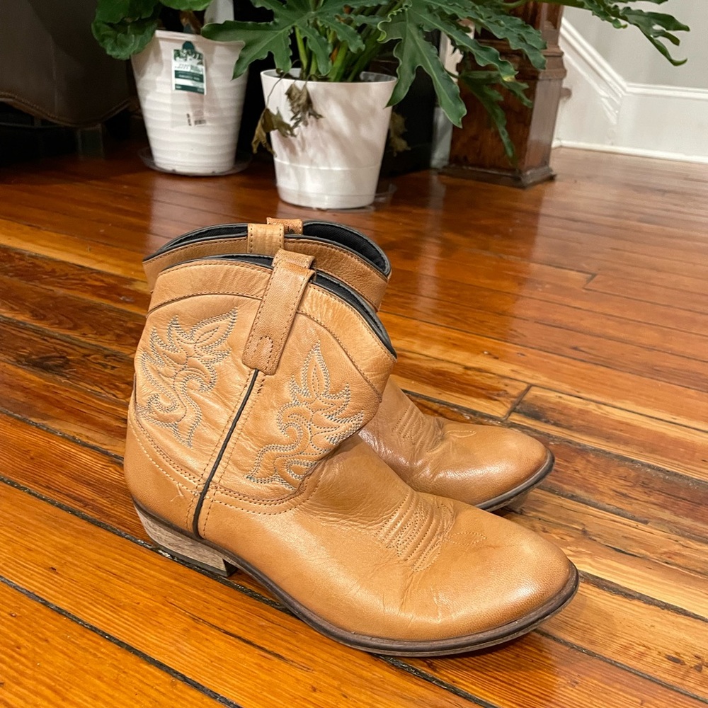 Dingo cowboy boots